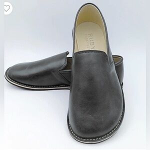 Men’s Black Moccasins